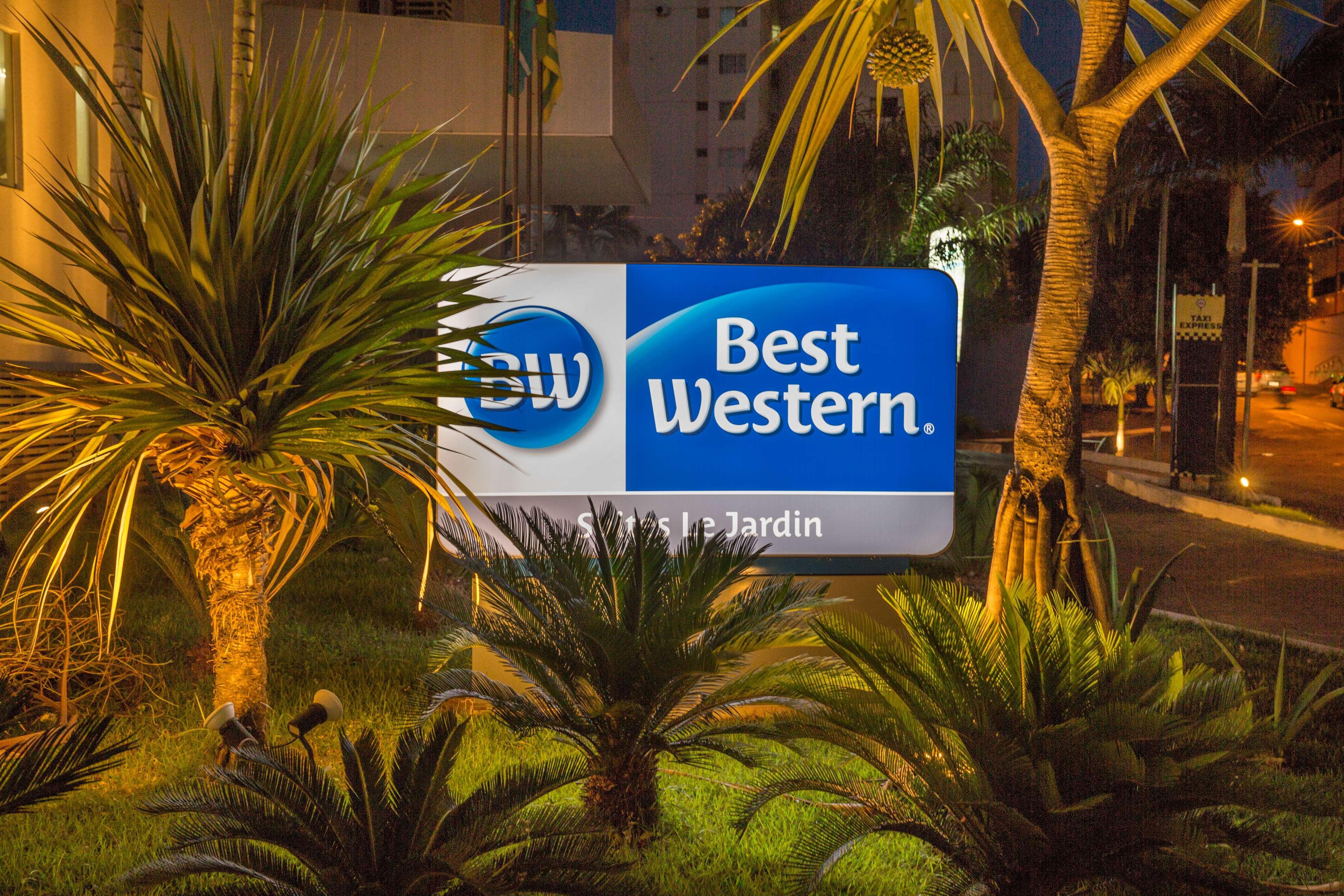 Best Western Suites Le Jardin Caldas Novas Exteriér fotografie
